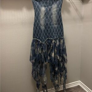 Edge Blue and White Patterned Dress
